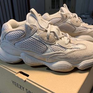Yeezy 500 blush ✨